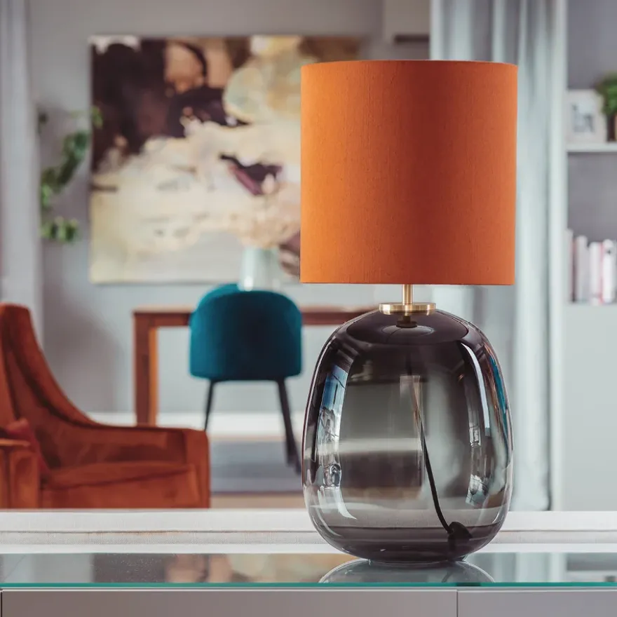 Austra Bordlampe Hvit 35*30 Hvit skjerm