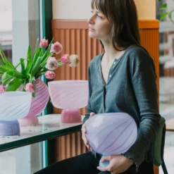 KUMI STOR VASE FIOLETT / BLÅ